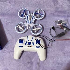 Force1 Blue and White Drone Set